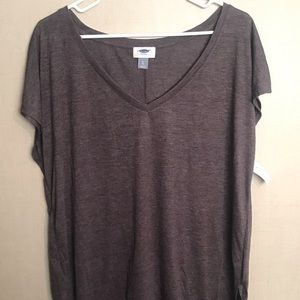 Womens soft tee maroon faded wash. Sz L, brand new